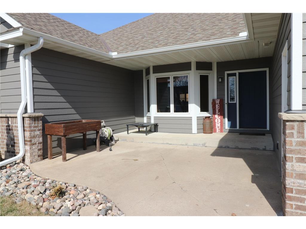 211 8th Avenue NW New Prague MN 56071 7042478 image3