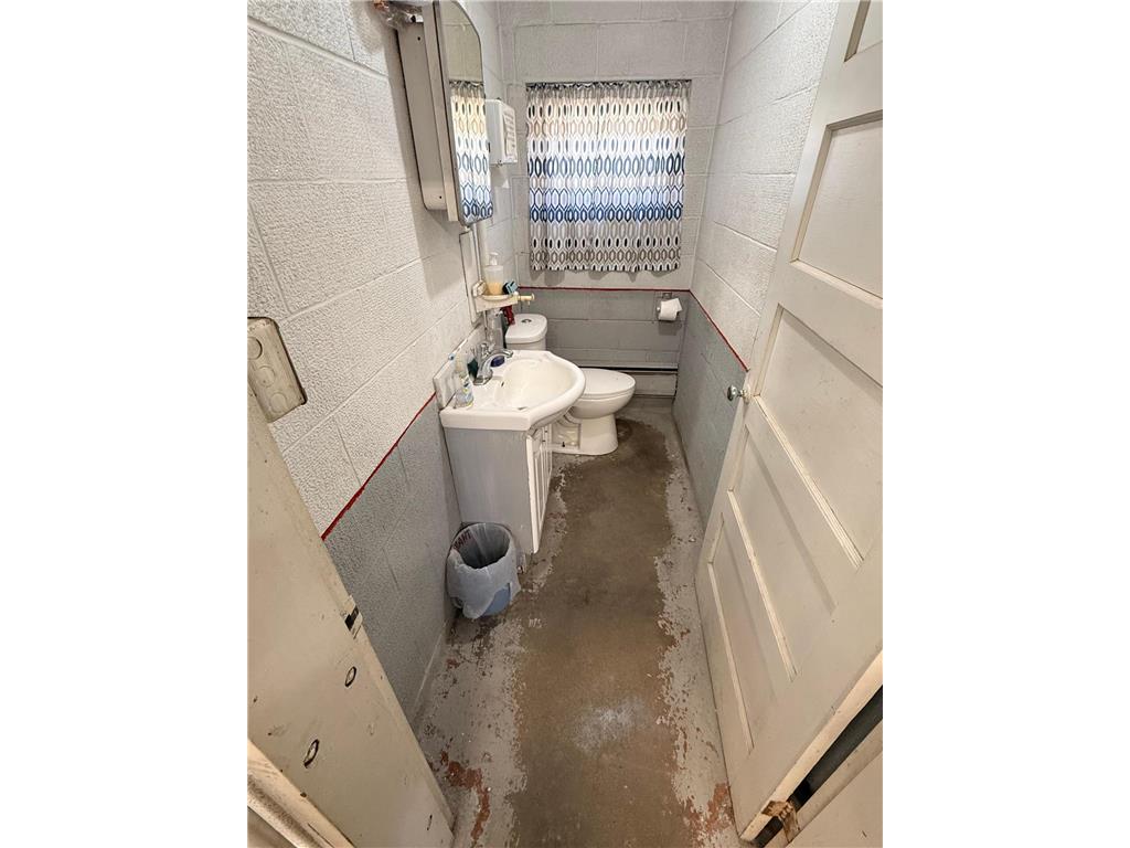 211 8th Street Walnut Grove MN 56180 7074870 image20