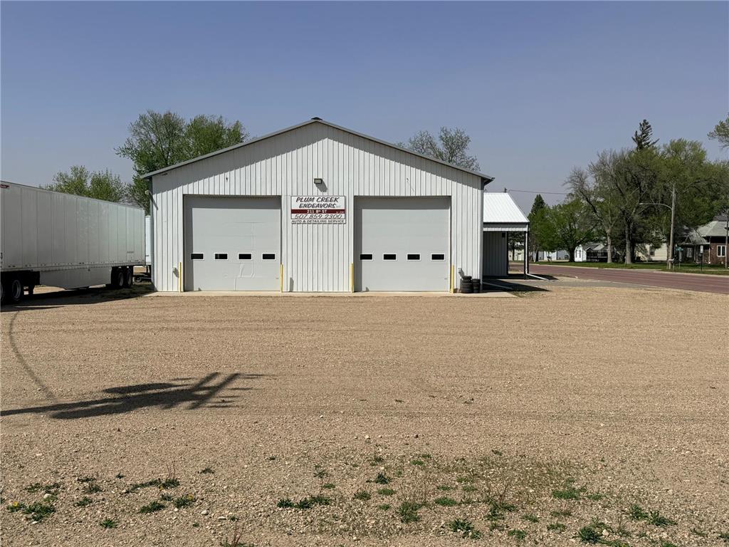 211 8th Street Walnut Grove MN 56180 7074870 image3