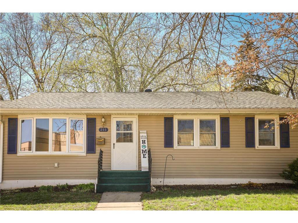 211 Beech Street Chaska MN 55318 6712433 image1