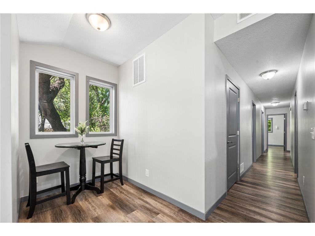 211 Belvidere Street E Saint Paul MN 55107 7042423 image10