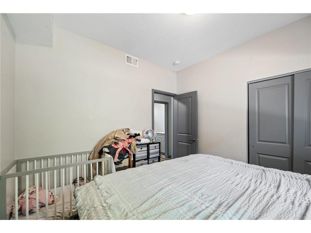 211 Belvidere Street E Saint Paul MN 55107 7042423 image31
