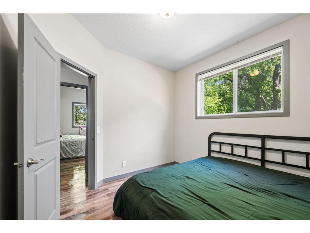 211 Belvidere Street E Saint Paul MN 55107 7042423 image33