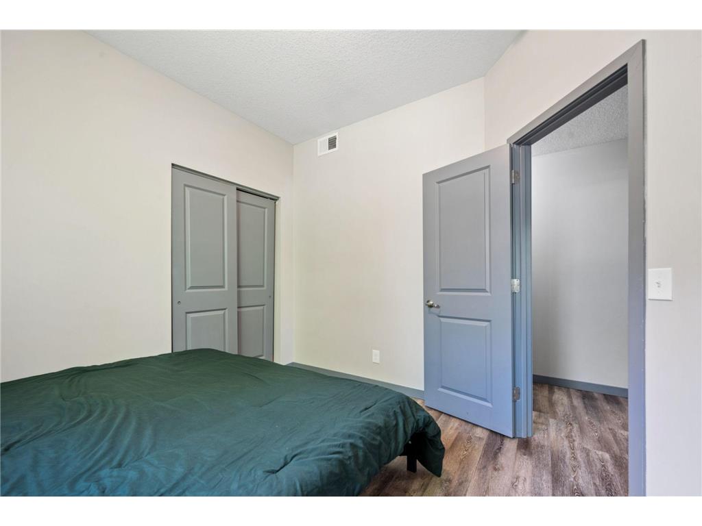 211 Belvidere Street E Saint Paul MN 55107 7042423 image34