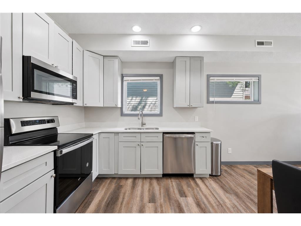 211 Belvidere Street E Saint Paul MN 55107 7042423 image4