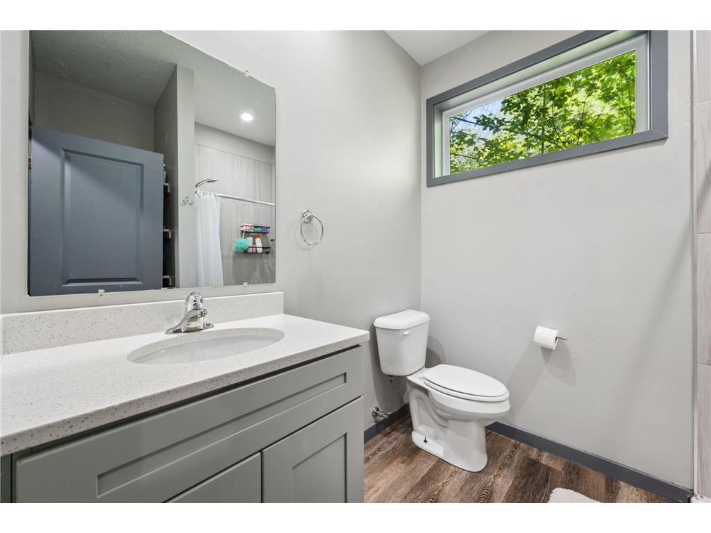211 Belvidere Street E Saint Paul MN 55107 7042423 image40