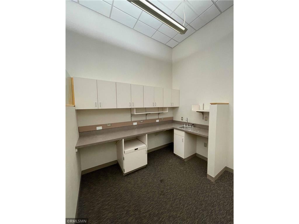 211 Broadway Avenue S Rochester MN 55904 6690910 image12