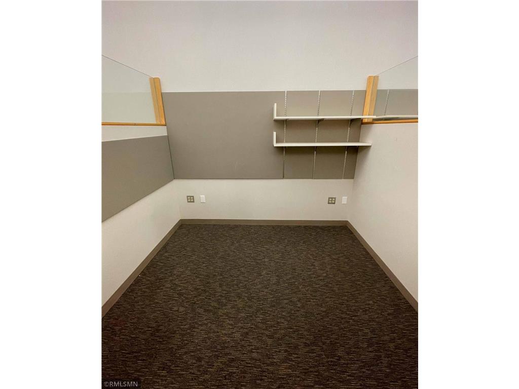 211 Broadway Avenue S Rochester MN 55904 6690910 image4