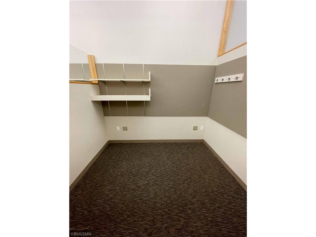 211 Broadway Avenue S Rochester MN 55904 6690910 image8