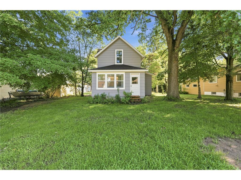 211 Central Amery WI 54001 7104863 image1