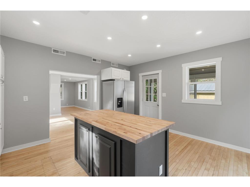 211 Central Amery WI 54001 7104863 image11