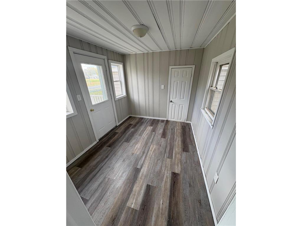 211 Clinton Street Austin MN 55912 6809152 image2