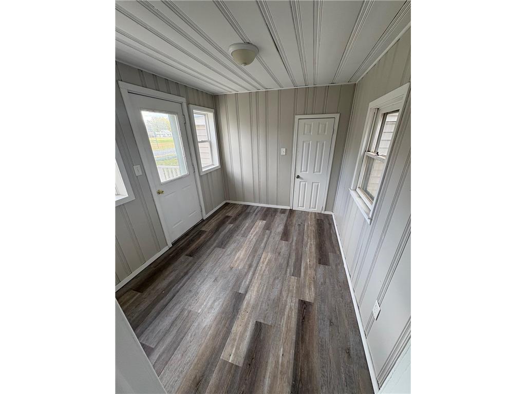 211 Clinton Street Austin MN 55912 7059147 image3