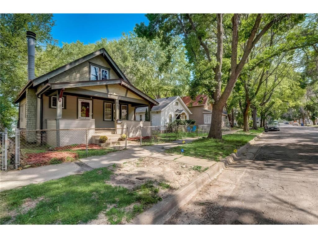 211 Curtice Street E Saint Paul MN 55107 6427246 image1