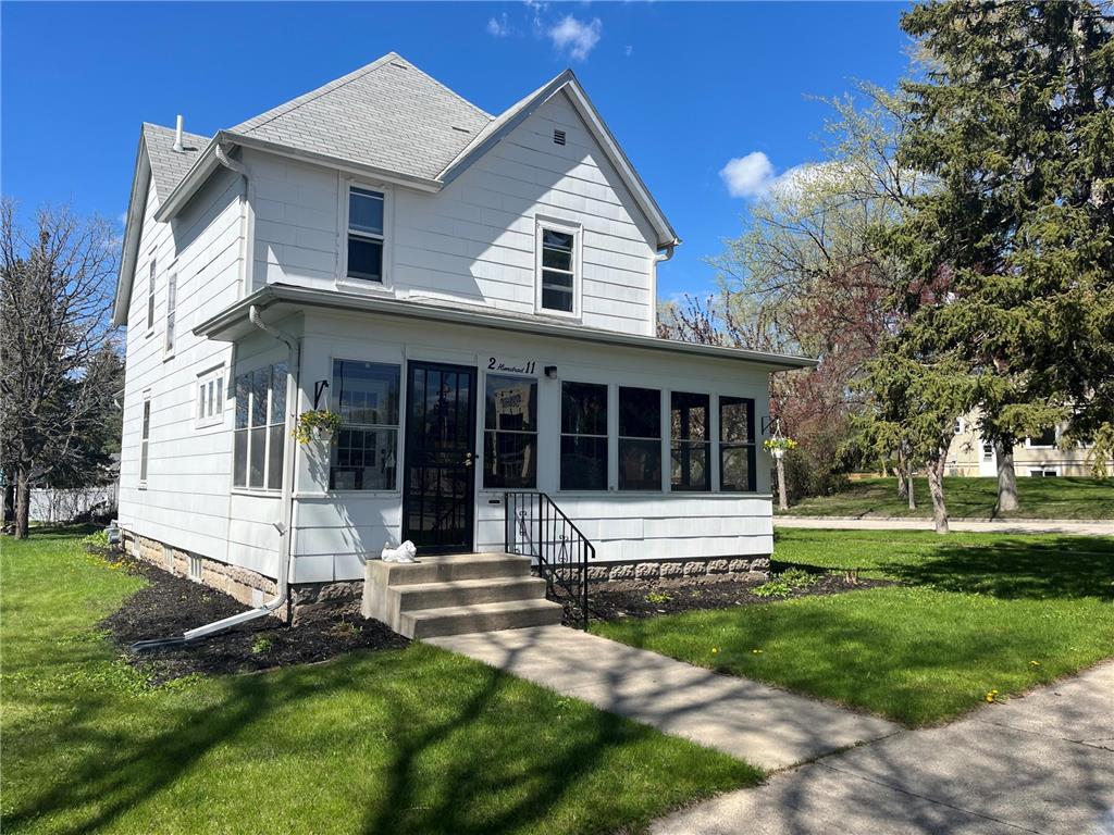 211 E 5th Street Morris MN 56267 6543058 image1