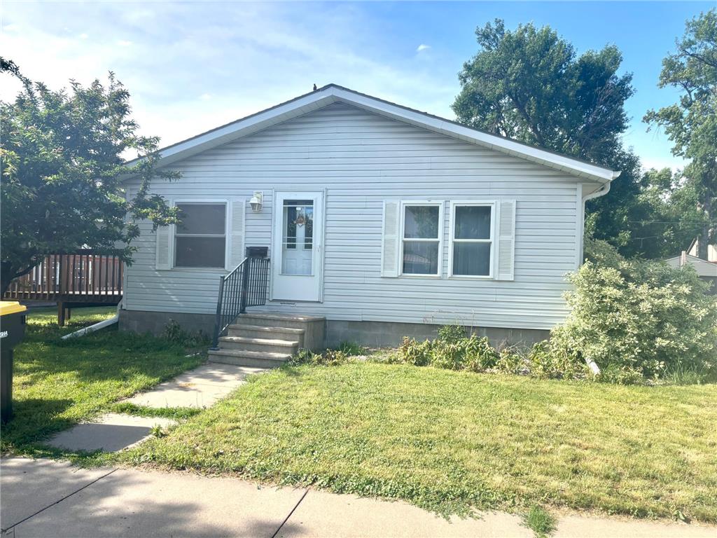 211 E Broadway Street Redwood Falls MN 56283 7092680 image1