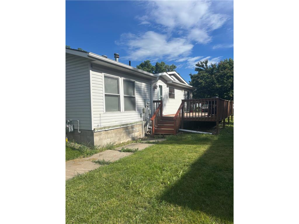 211 E Broadway Street Redwood Falls MN 56283 7092680 image3