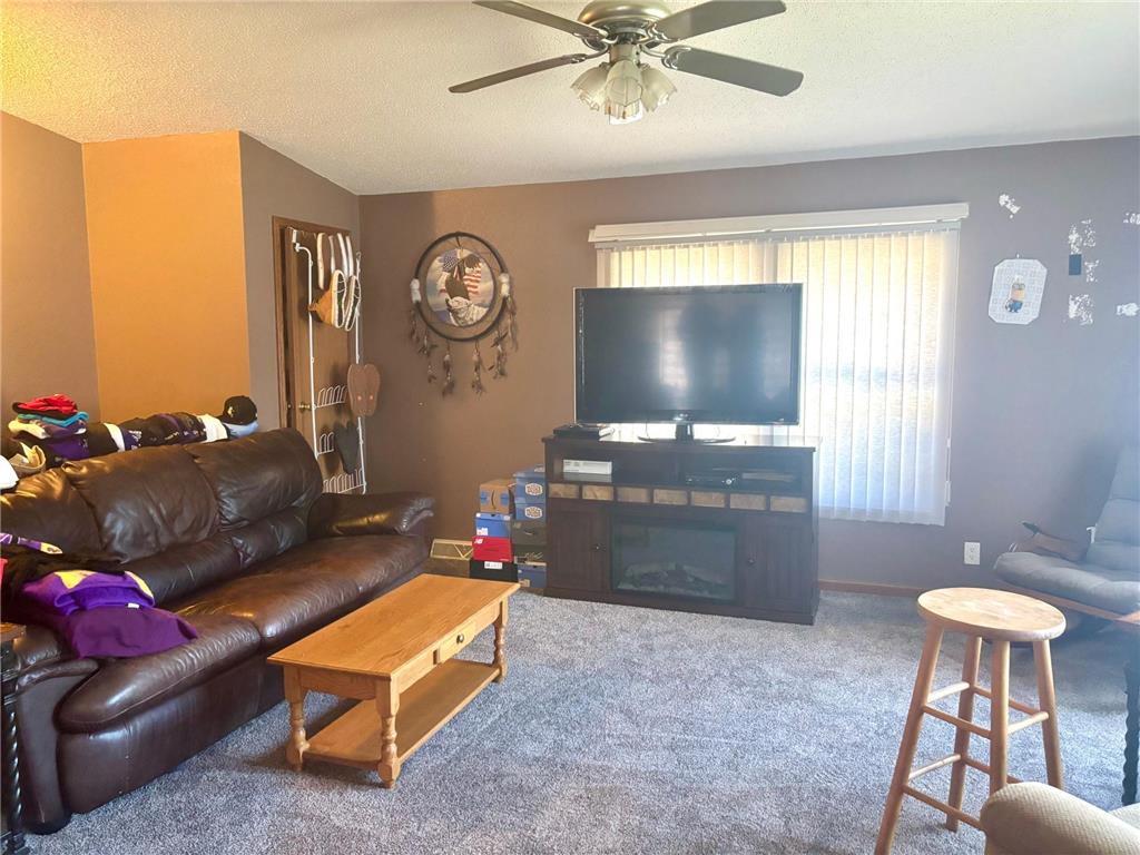211 E Broadway Street Redwood Falls MN 56283 7092680 image4