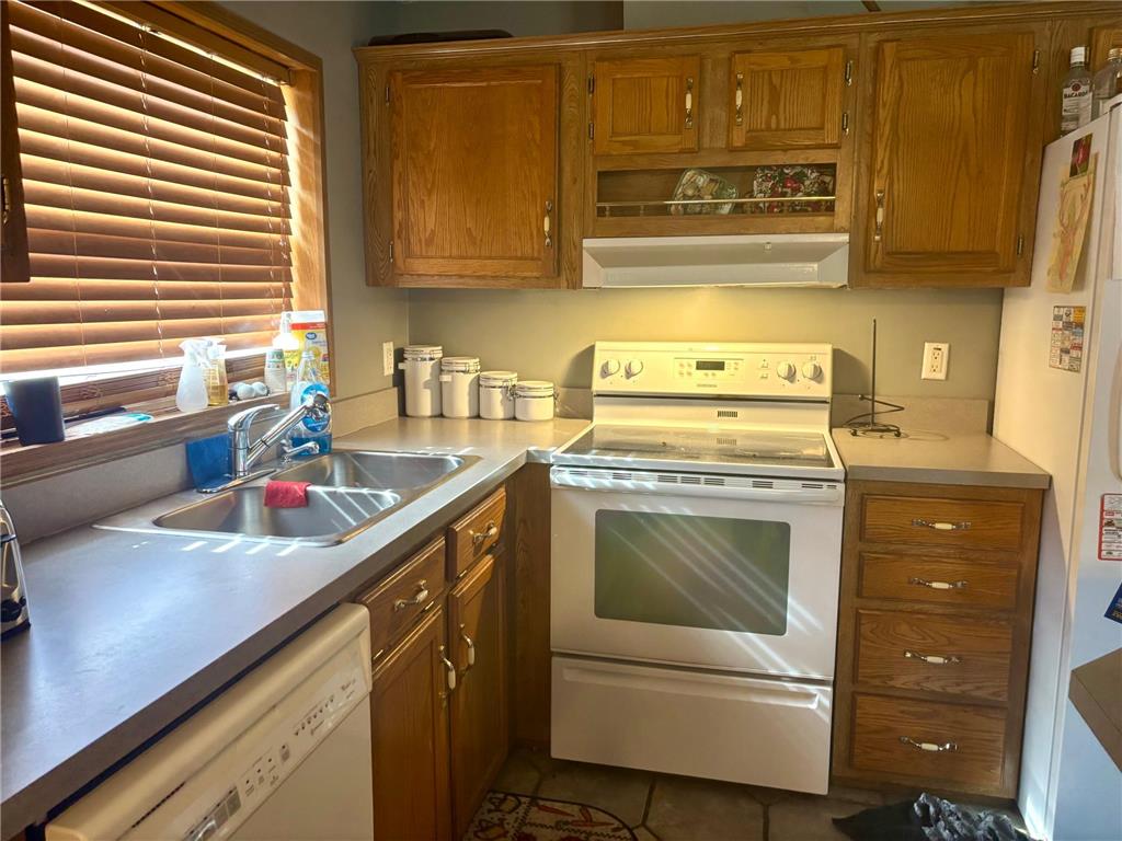 211 E Broadway Street Redwood Falls MN 56283 7092680 image6