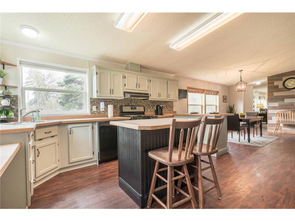 211 E Central Avenue Clitherall MN 56524 7071424 image13