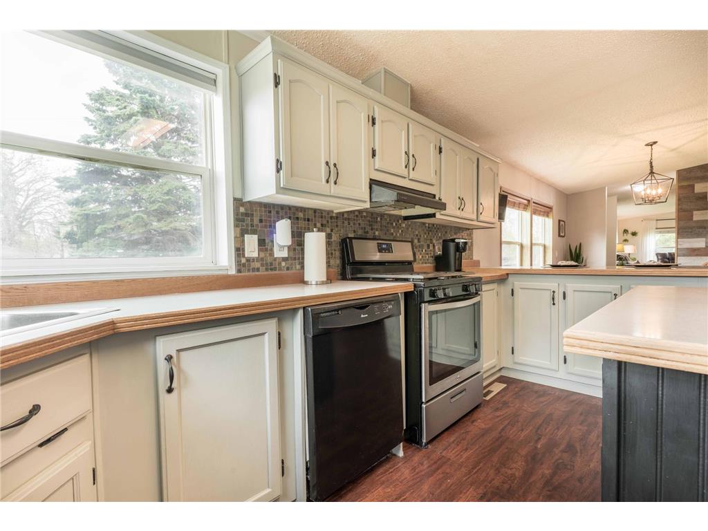 211 E Central Avenue Clitherall MN 56524 7071424 image16