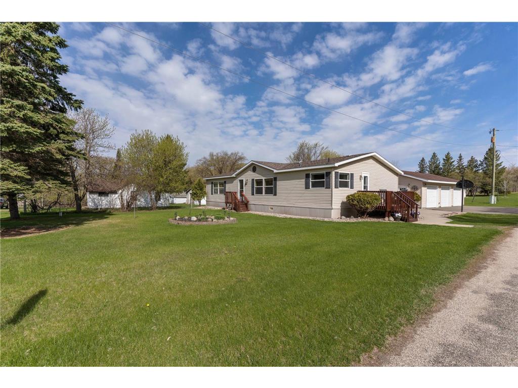 211 E Central Avenue Clitherall MN 56524 7071424 image3