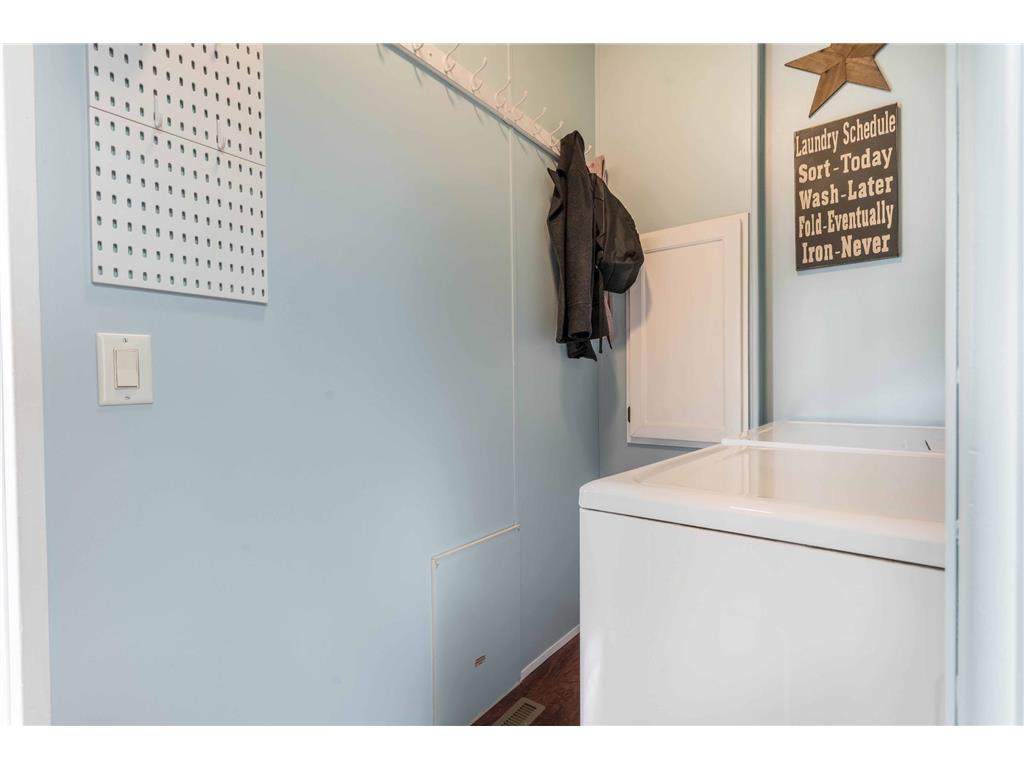 211 E Central Avenue Clitherall MN 56524 7071424 image39
