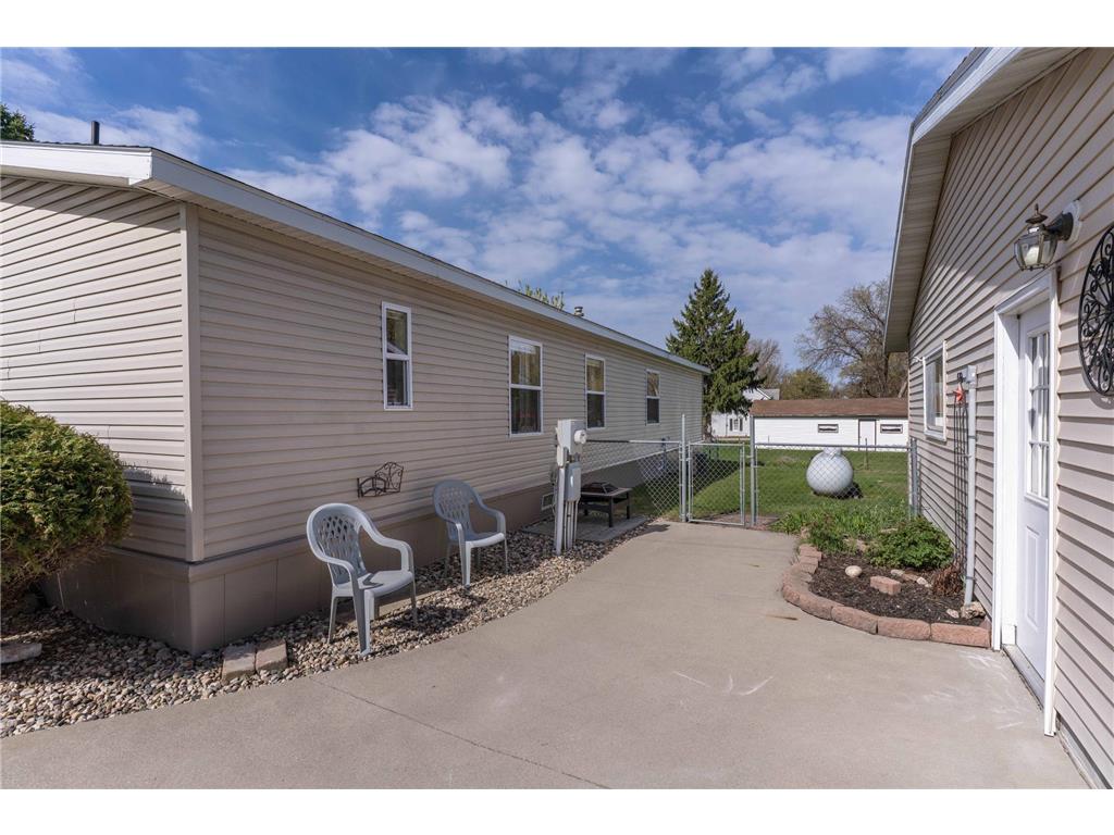 211 E Central Avenue Clitherall MN 56524 7071424 image42