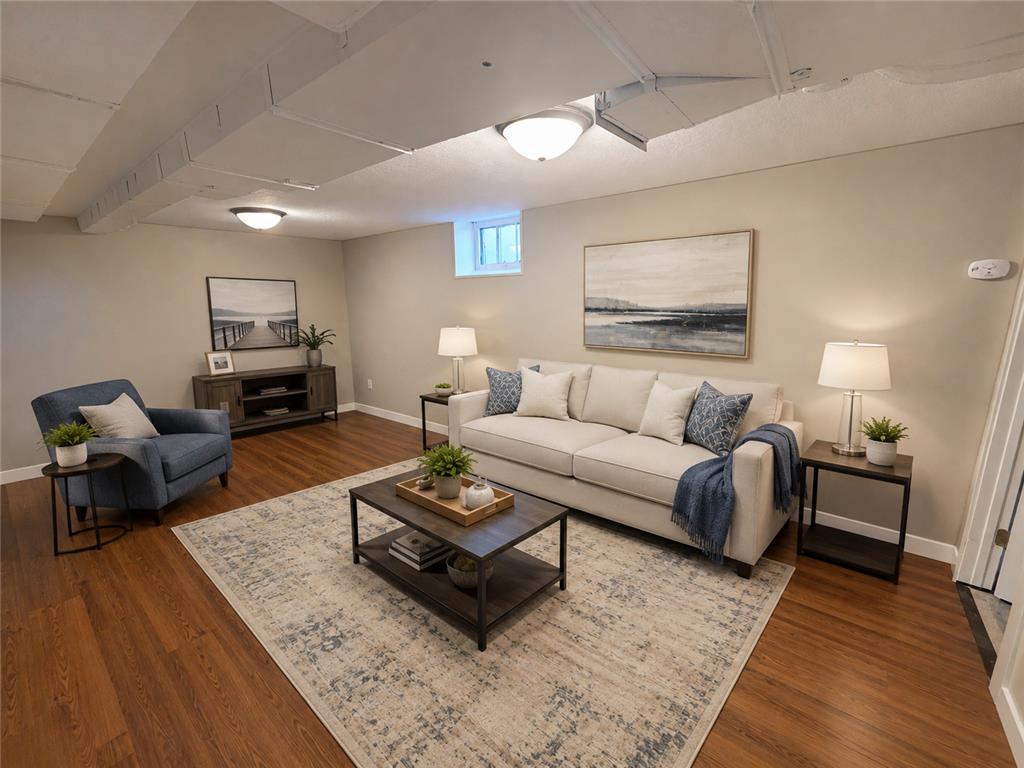 211 E Spruce Street South Saint Paul MN 55075 7109011 image15