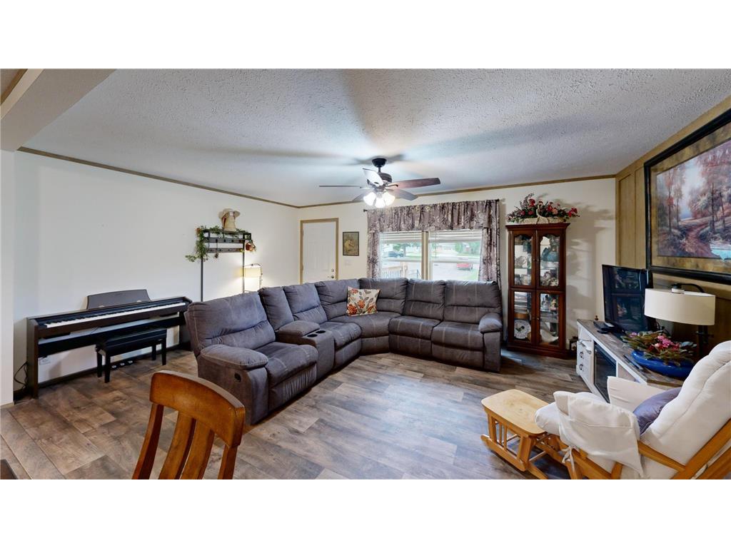 211 Farmdale Avenue Lake Lillian MN 56253 7092301 image16