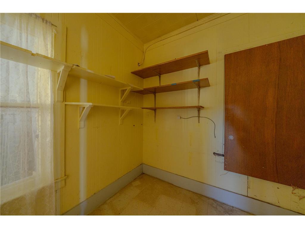 211 Front Street NW Sunburg MN 56289 7054487 image11