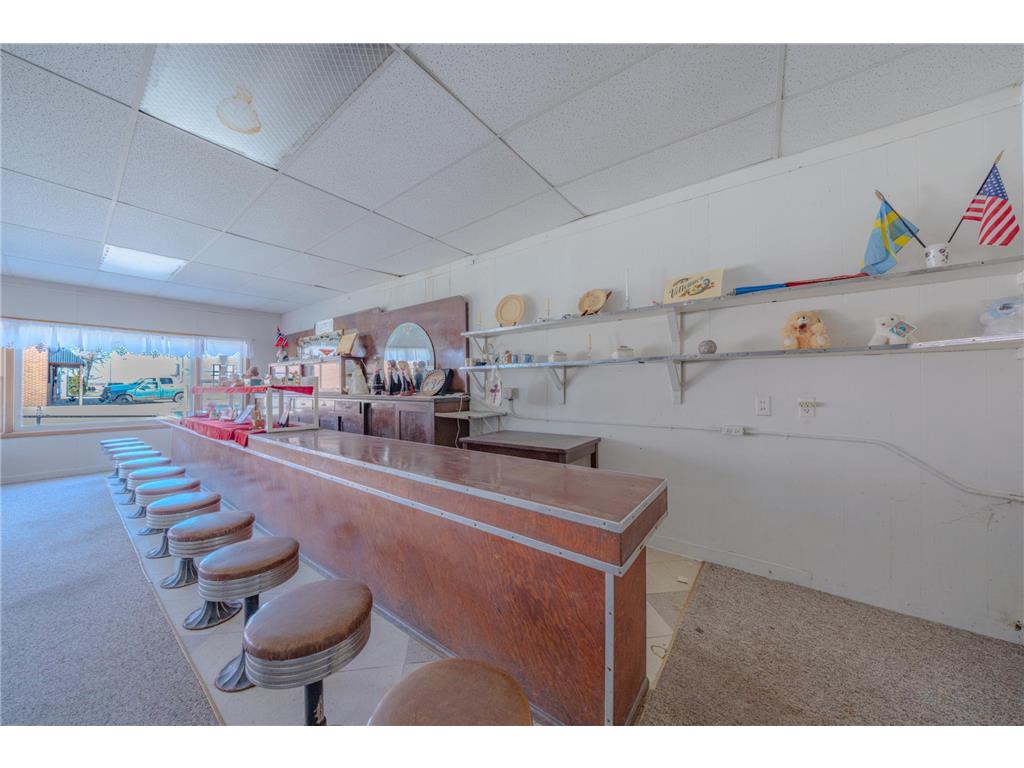 211 Front Street NW Sunburg MN 56289 7054487 image5