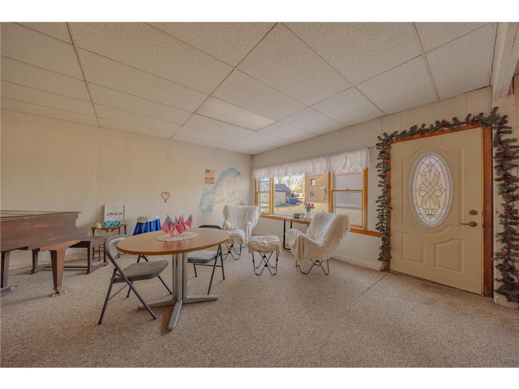 211 Front Street NW Sunburg MN 56289 7054487 image6