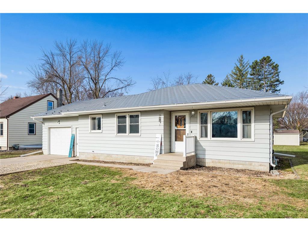 211 Hickory Street S Lester Prairie MN 55354 7040961 image1