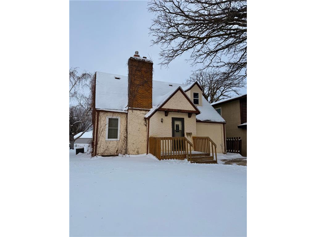 211 Kendall Avenue N Thief River Falls MN 56701 6800751 image1