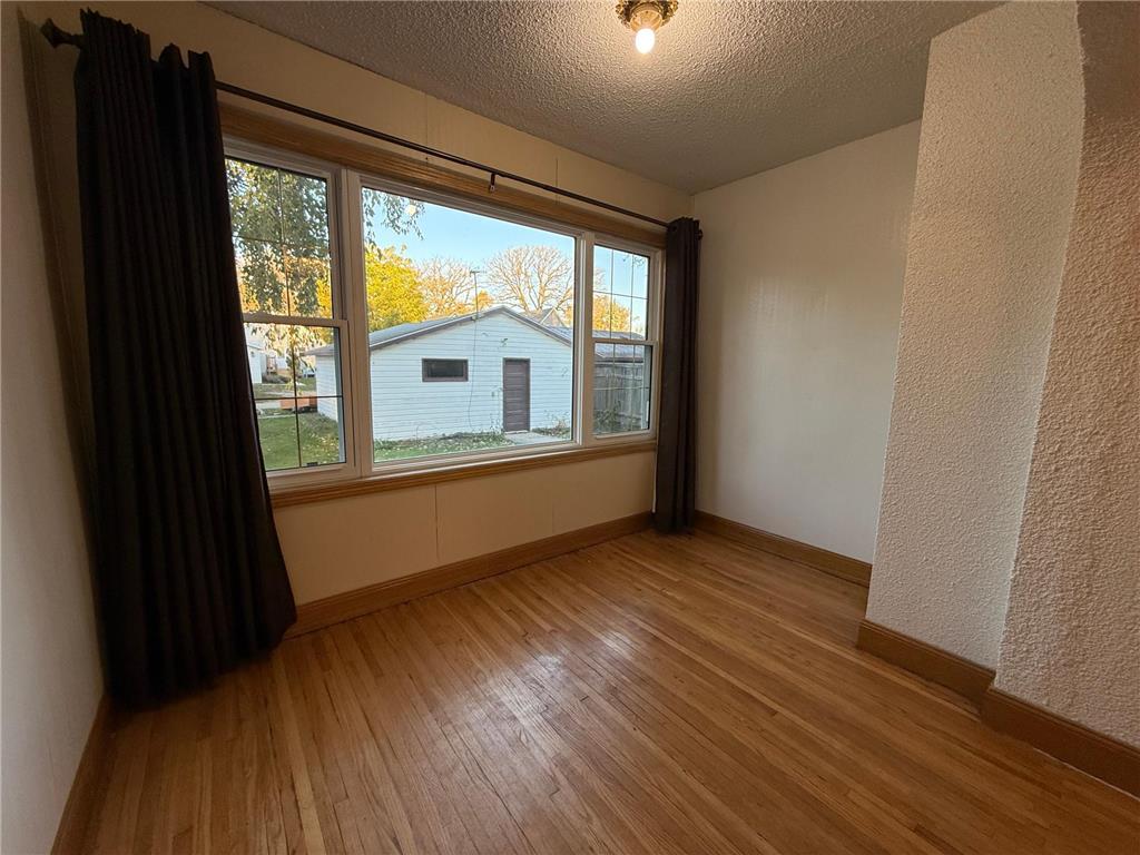 211 Kendall Avenue N Thief River Falls MN 56701 6800751 image11