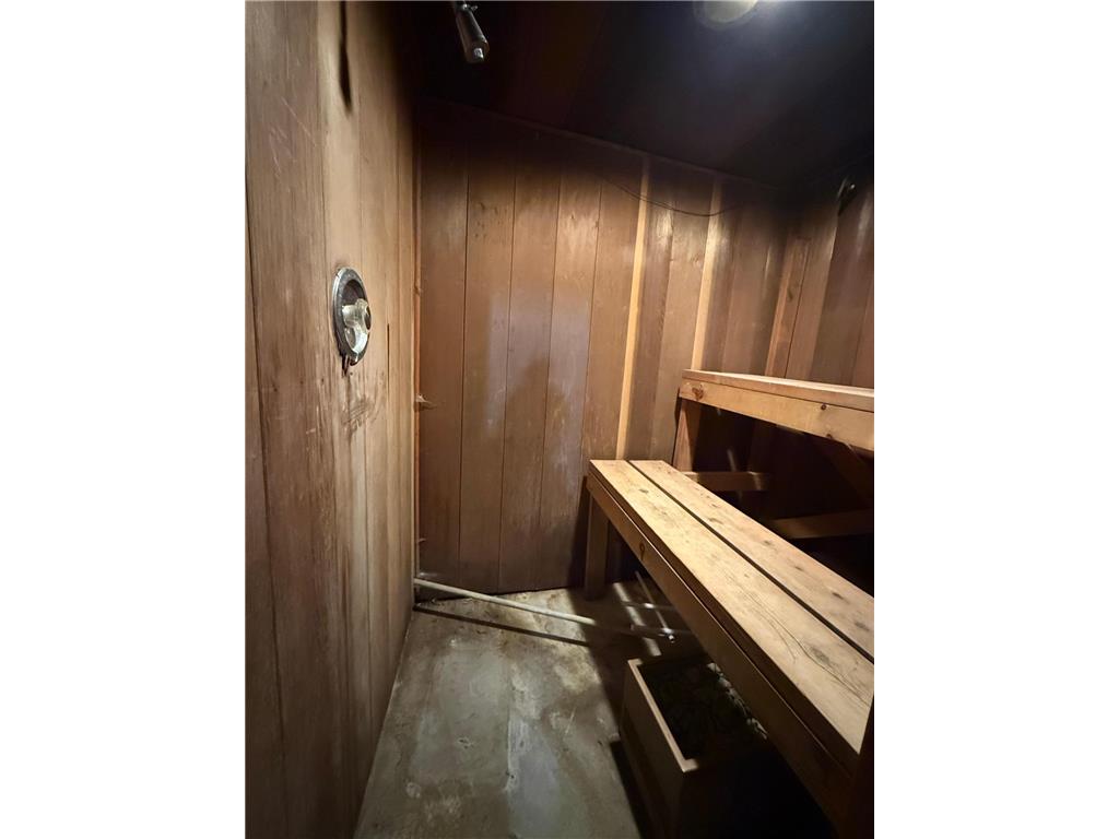 211 Kendall Avenue N Thief River Falls MN 56701 6800751 image41