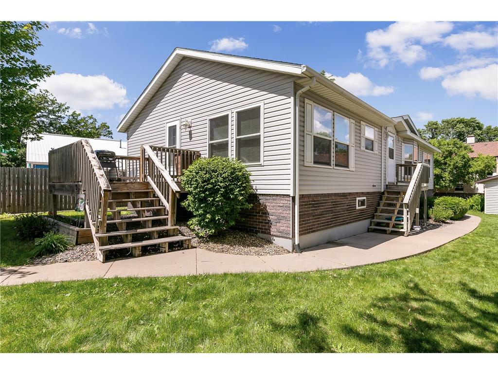 211 Main Street E Freeport MN 56331 6548895 image1