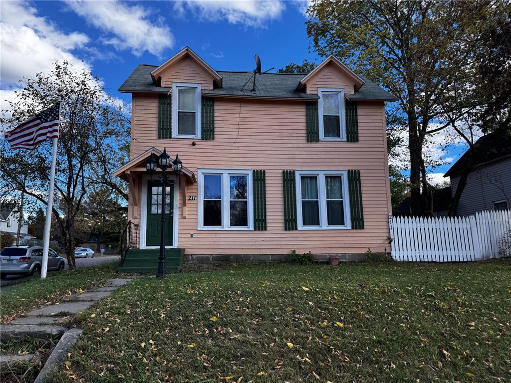 211 Maple Avenue NE Cass Lake MN 56633 6812101 image1