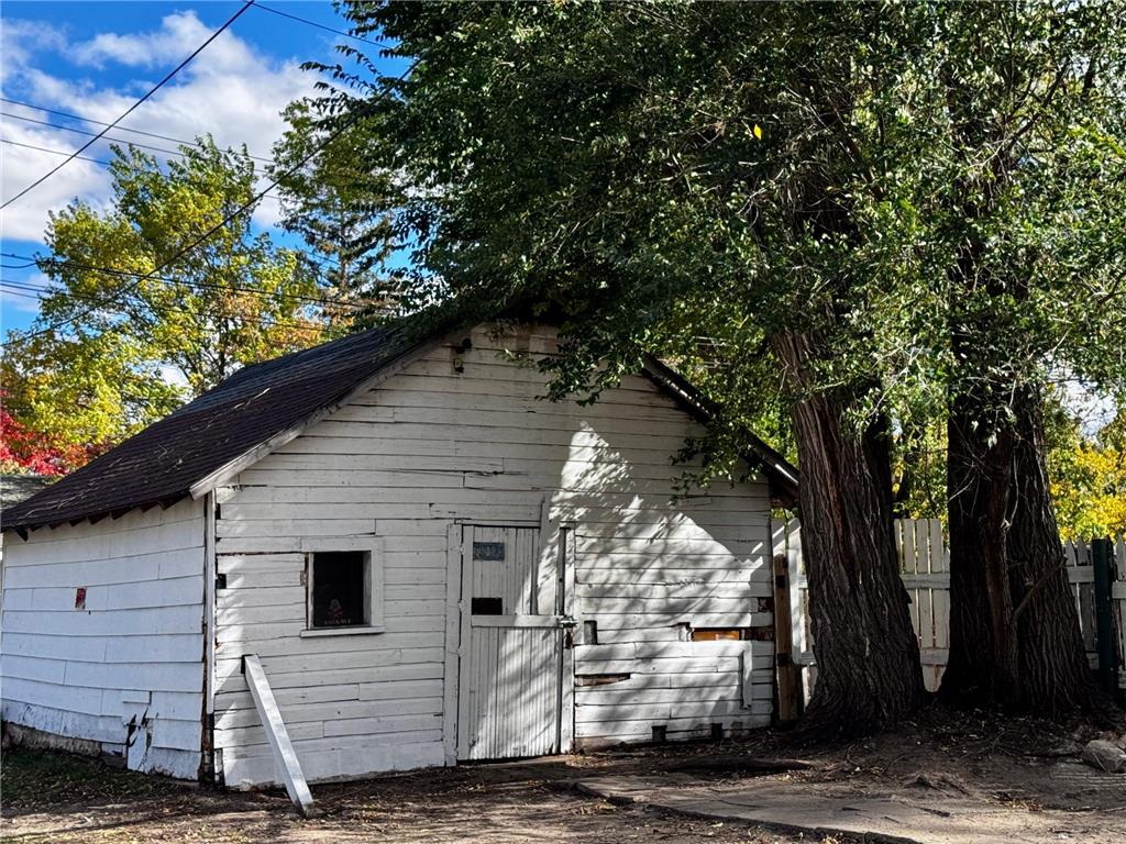 211 Maple Avenue NE Cass Lake MN 56633 6812101 image4