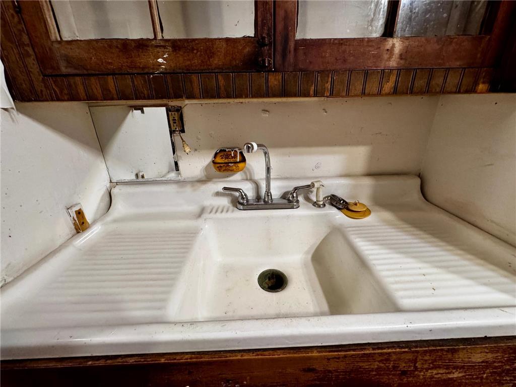 211 Maple Avenue NE Cass Lake MN 56633 6812101 image7