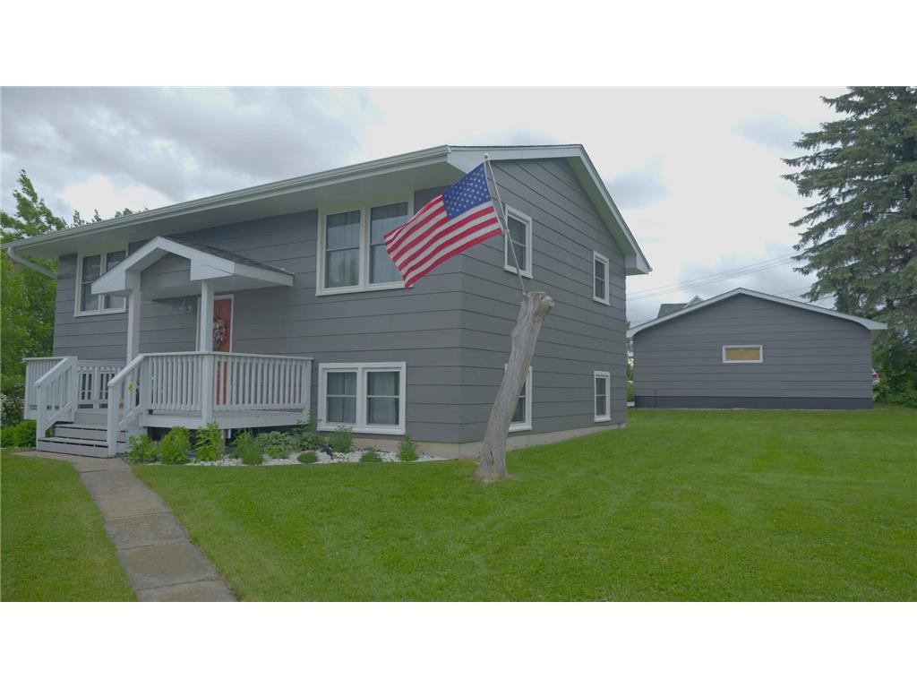 211 Morrison Avenue Coleraine MN 55722 - Trout 6547316 image1