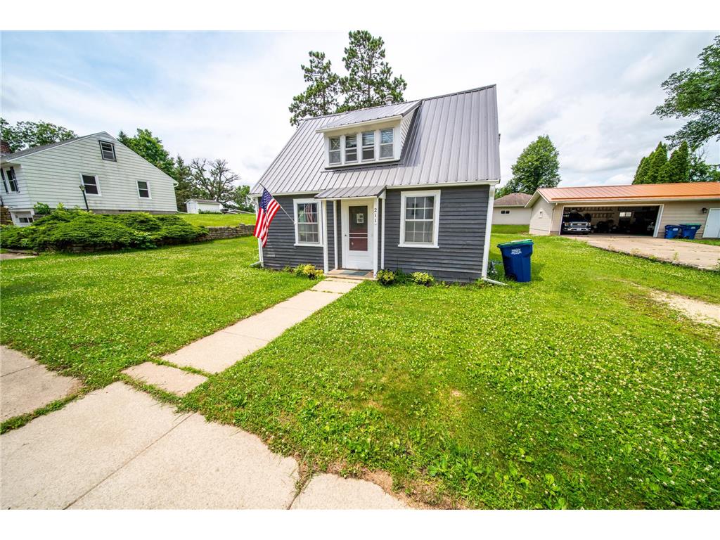 211 N Green Street Rushford MN 55971 7101939 image3