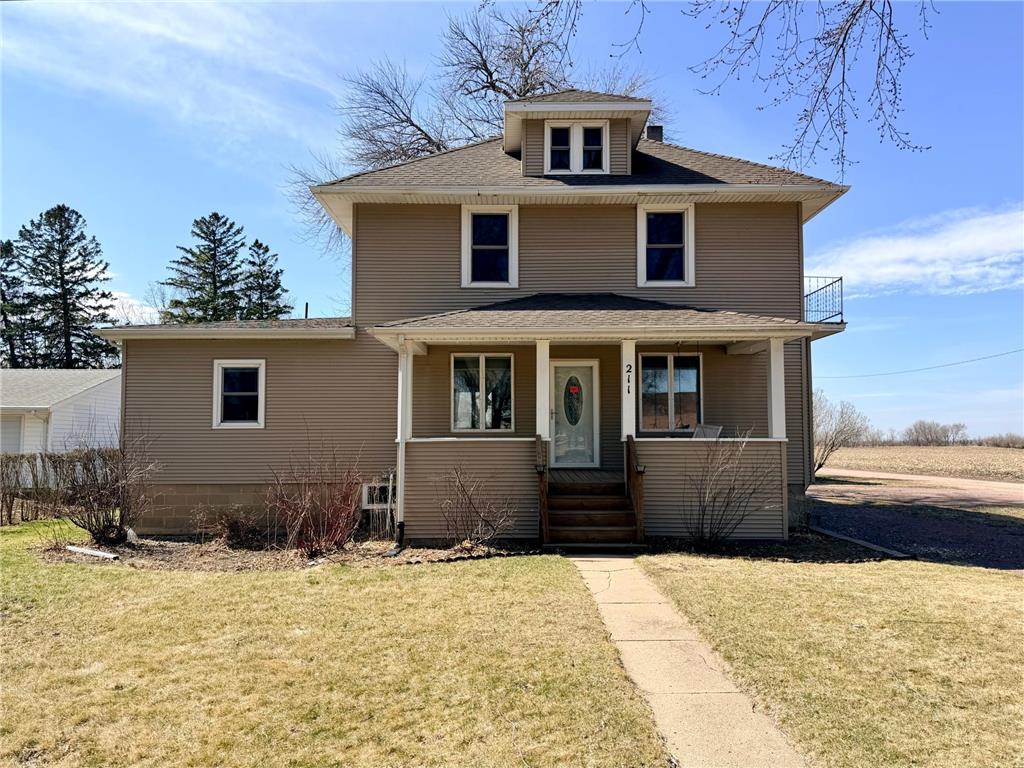 211 N Grove Street Okabena MN 56161 7016704 image1