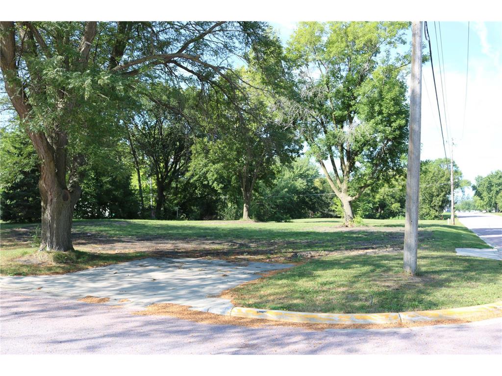 211 N Prairie Street Sherburn MN 56171 6429514 image10