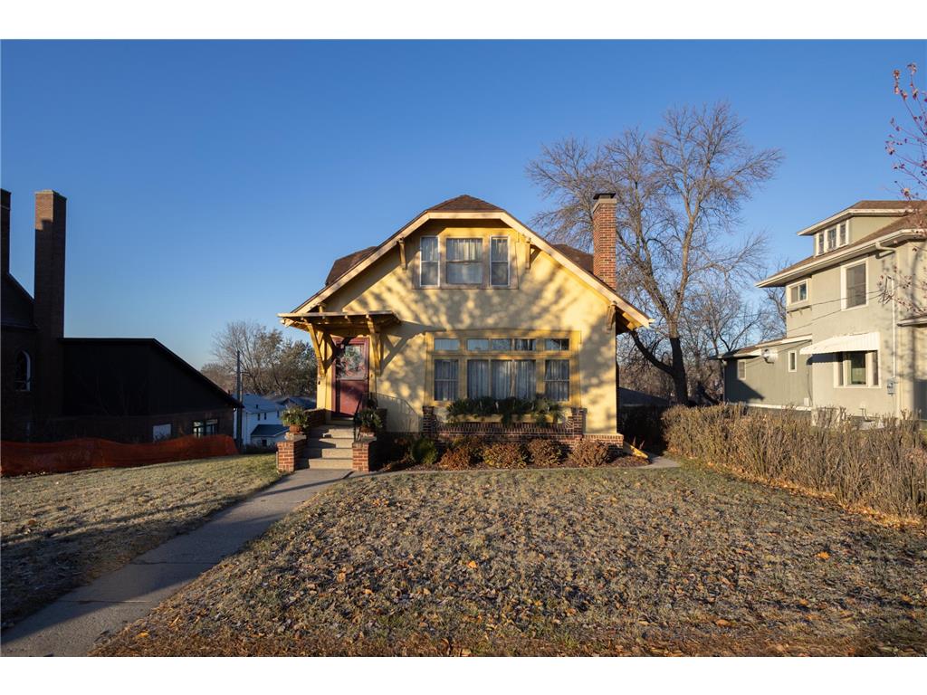 211 N Union Avenue, Fergus Falls, MN, 56537 MLS 6459944 Edina Realty