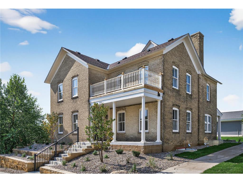 211 N Walnut Street Chaska MN 55318 6787393 image1