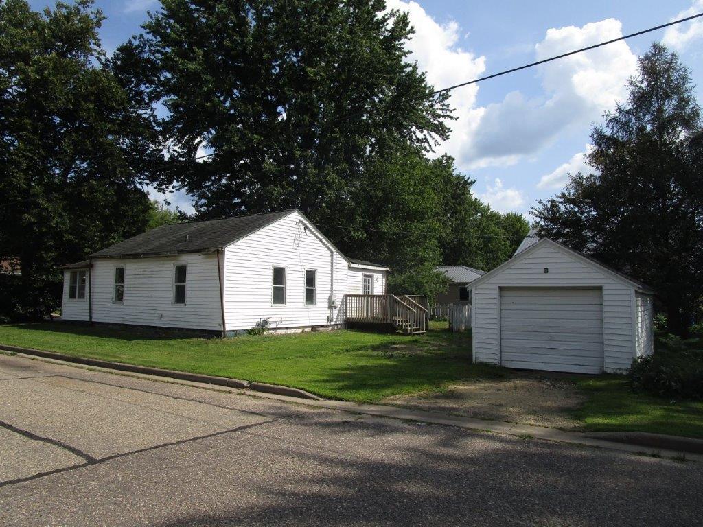 211 Park Drive Colfax WI 54730 6594074 image1