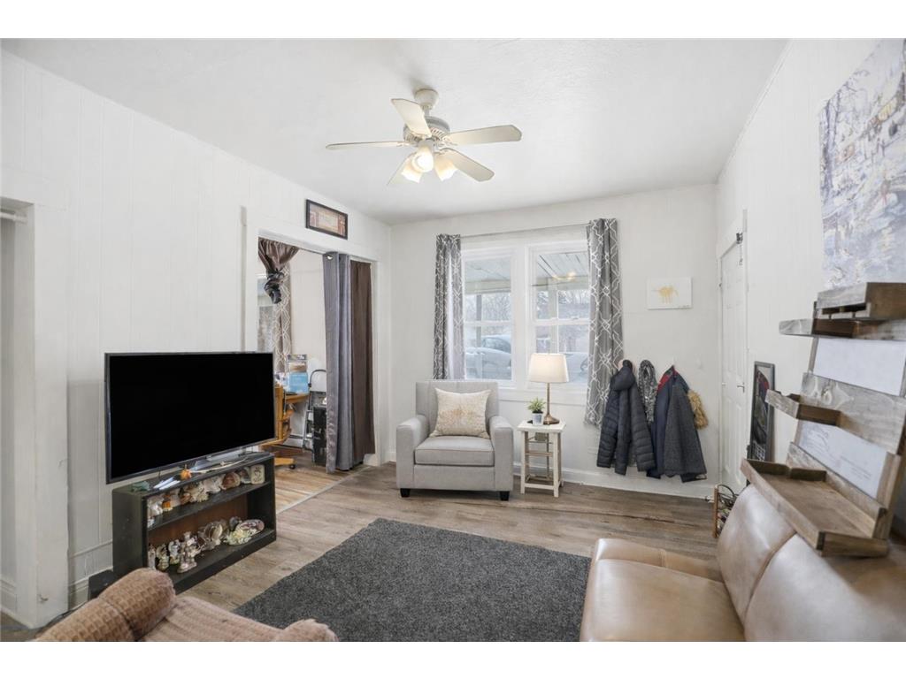 211 Pershing Avenue N New Prague MN 56071 6822174 image2