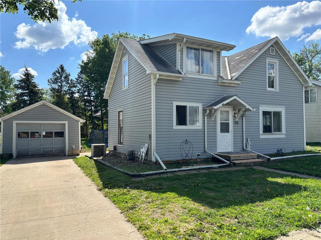 211 S Manyaska Street Sherburn MN 56171 6721144 image1